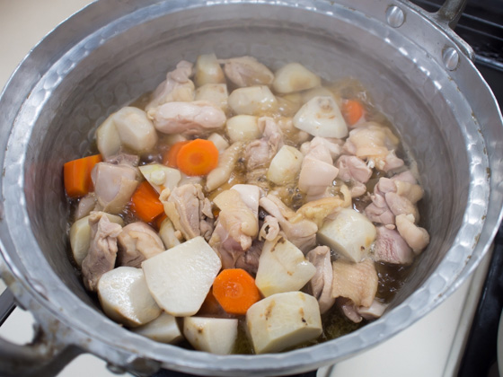 里芋と鶏肉の煮物